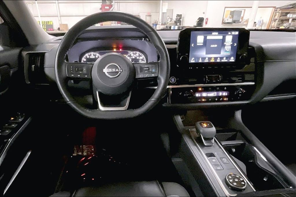 Used 2023 Nissan Pathfinder SL image 5