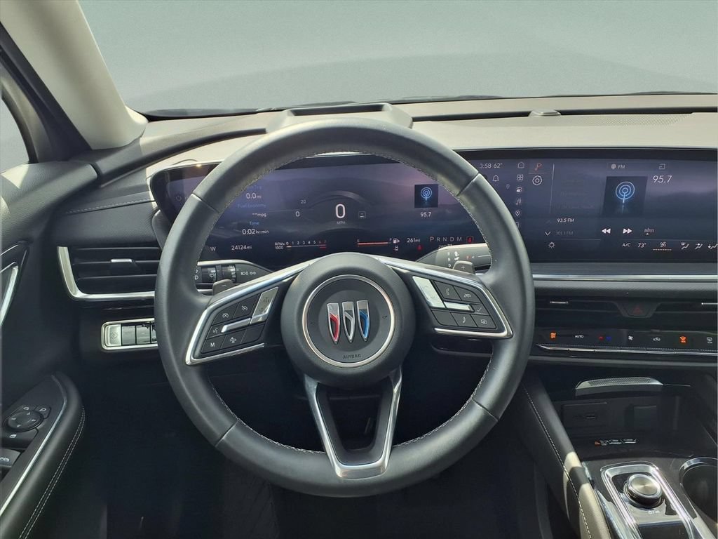 Certified 2025 Buick Envision Preferred AWD/4WD image 17