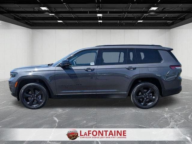 Certified 2024 Jeep Grand Cherokee L Laredo AWD/4WD image 2
