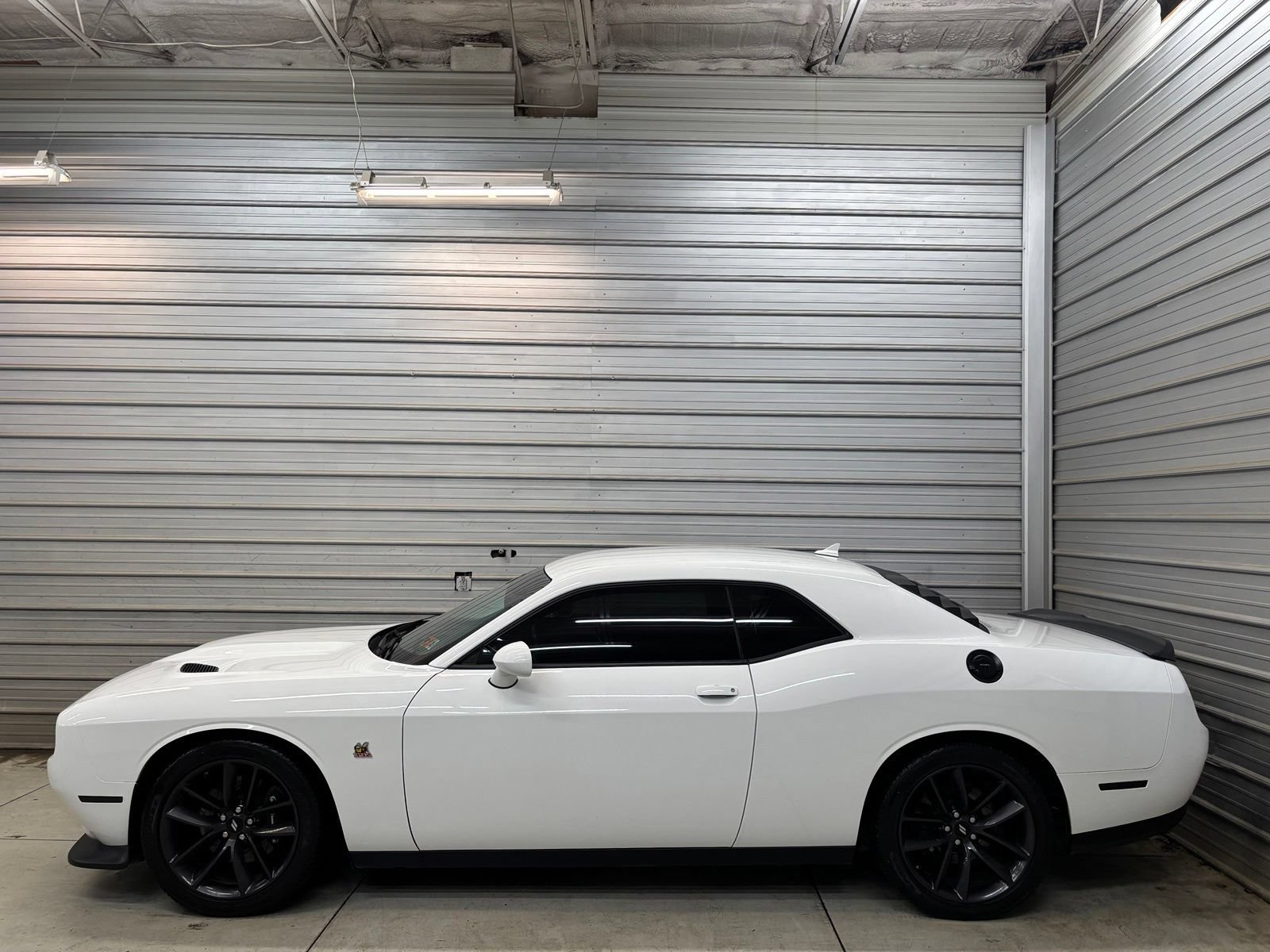 Used 2019 Dodge Challenger R/T Scat Pack RWD image 6