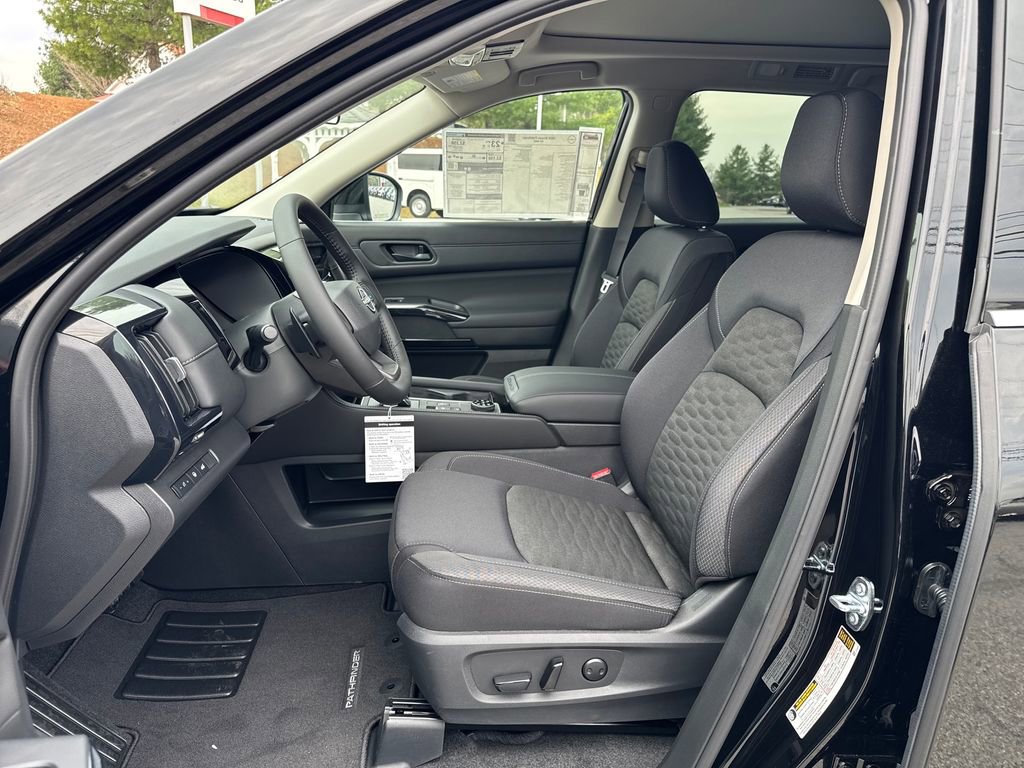 New 2026 Nissan Pathfinder SV w/ SV Premium Package image 10