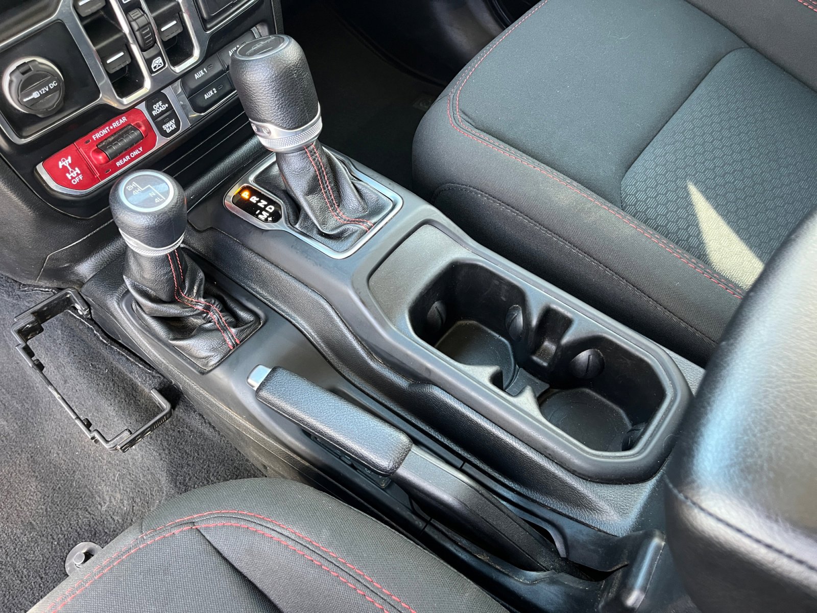 Used 2022 Jeep Gladiator Rubicon w/ LED Lighting Group image 23