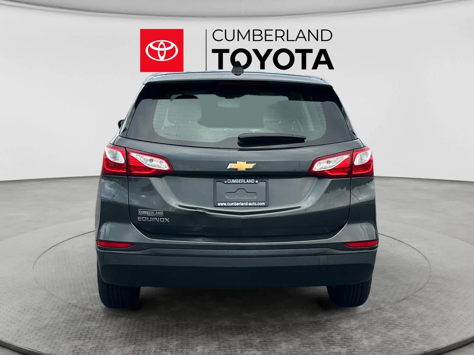 Used 2019 Chevrolet Equinox LS w/ LPO, Floor Liner Package FWD image 4