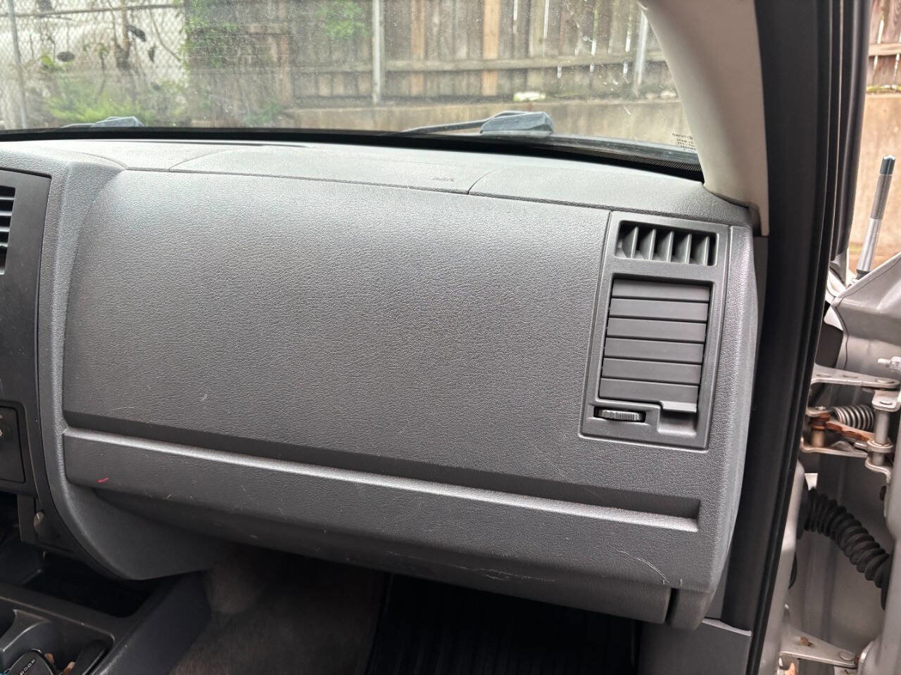 Used 2007 Dodge Dakota ST w/ PWR Convenience Group AWD/4WD image 24