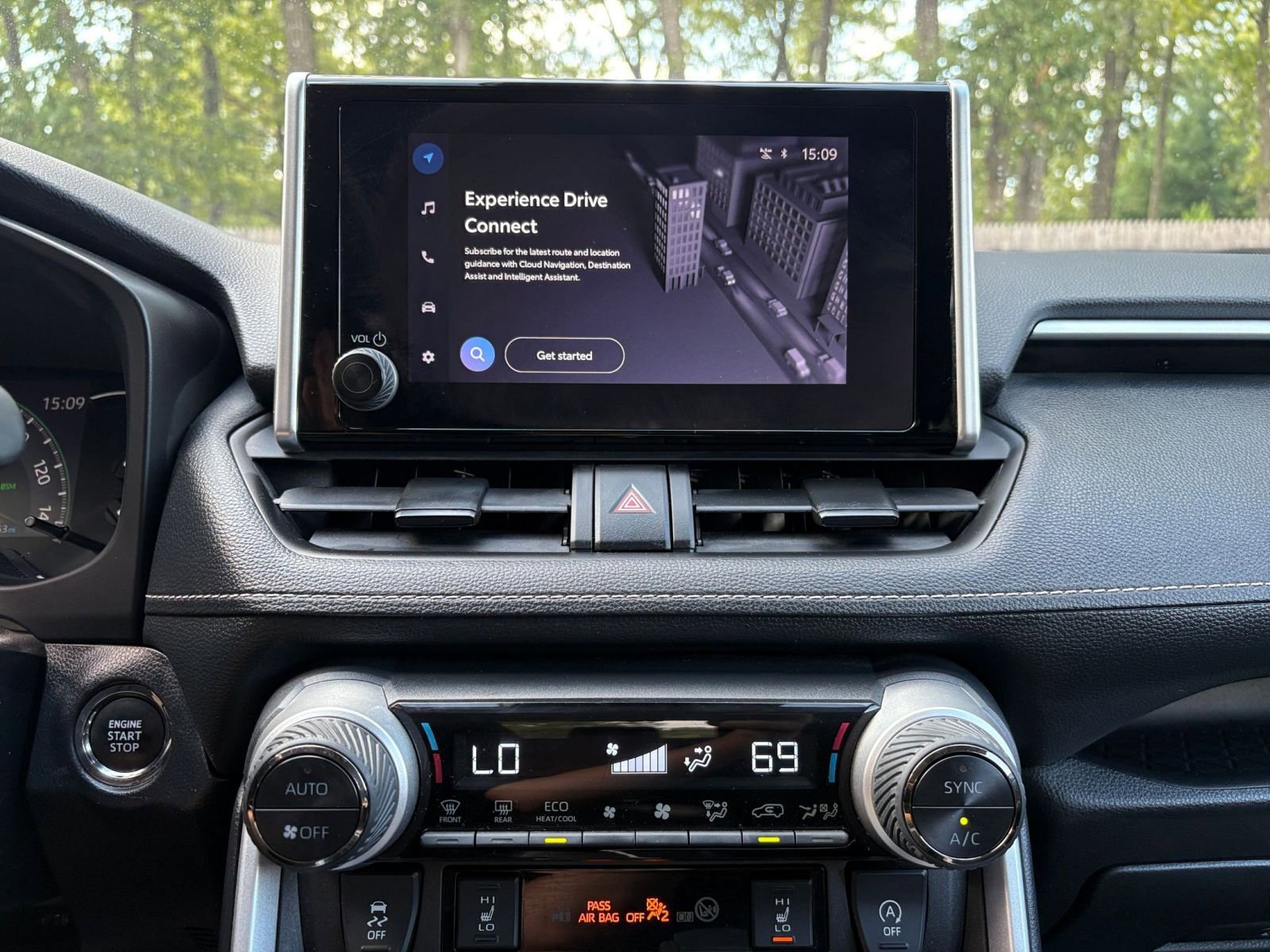 Used 2024 Toyota RAV4 XLE image 18