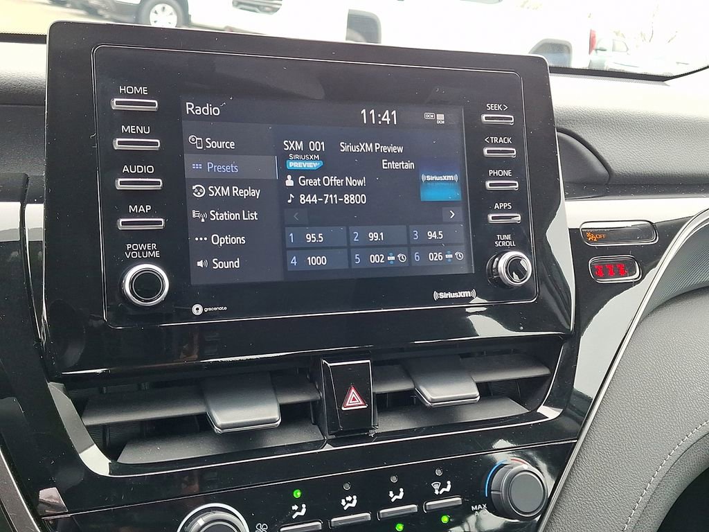 Used 2021 Toyota Camry LE FWD image 3
