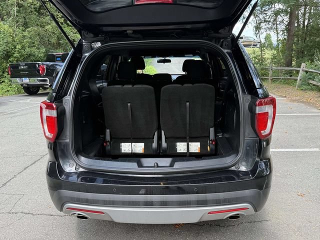 Used 2017 Ford Explorer XLT AWD/4WD image 13