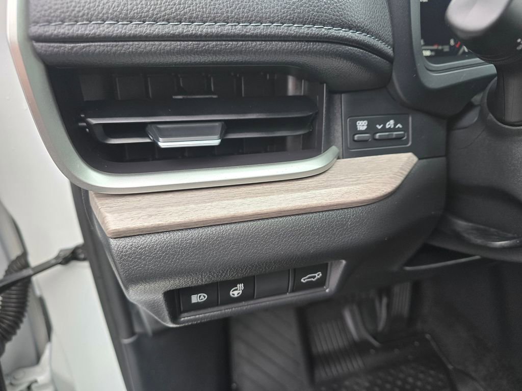 Certified 2024 Toyota Grand Highlander Platinum image 19