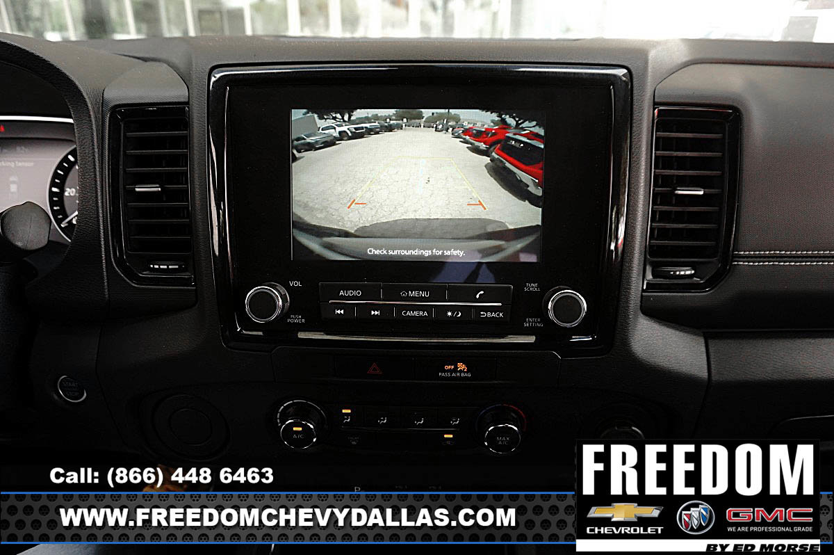 Used 2023 Nissan Frontier SV w/ Midnight Edition Package RWD image 16