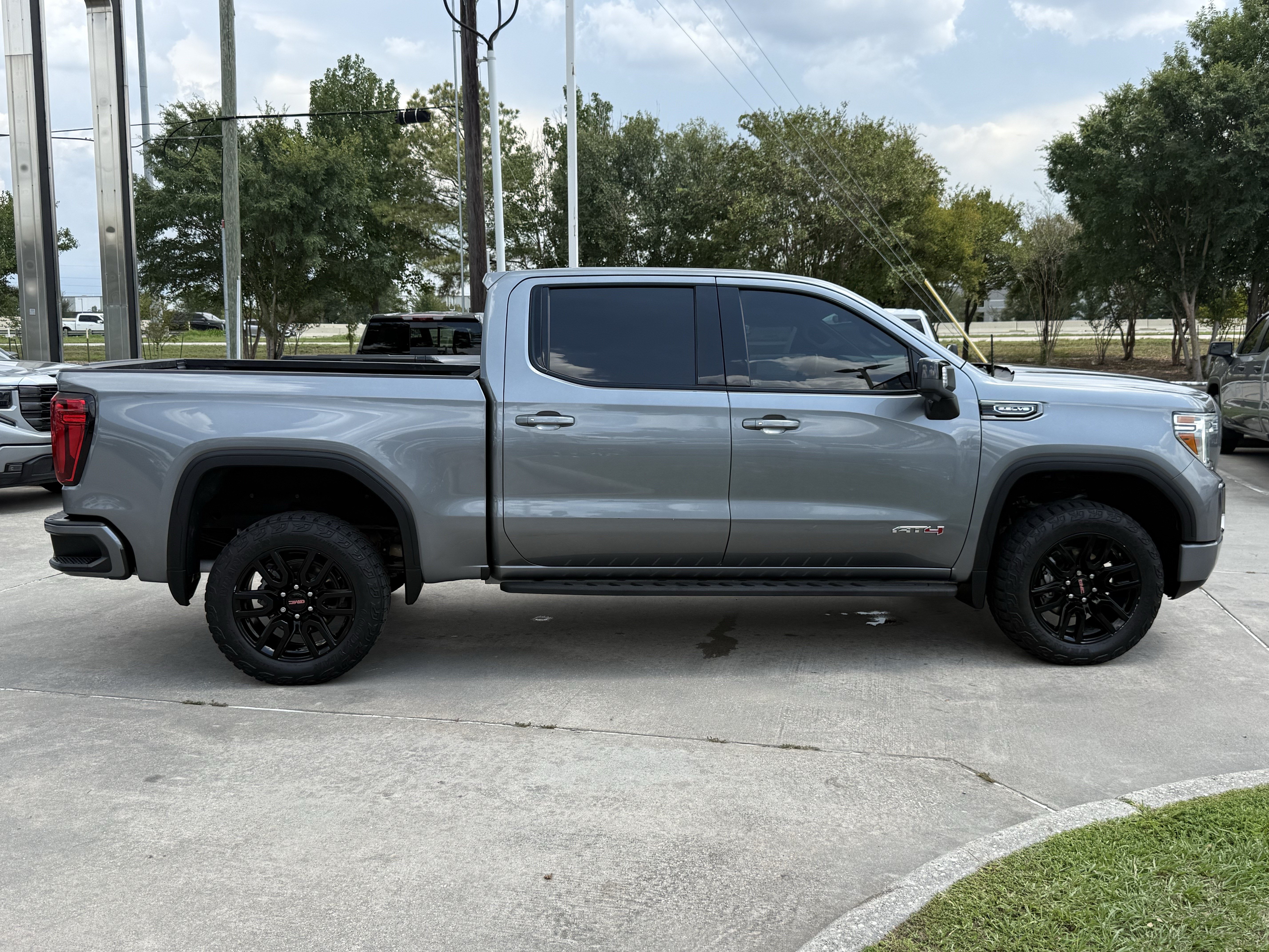 Used 2021 GMC Sierra 1500 AT4 AWD/4WD image 3