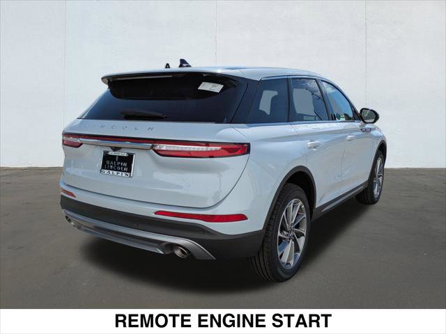 New 2025 Lincoln Corsair Premiere w/ Equipment Group 101A image 2