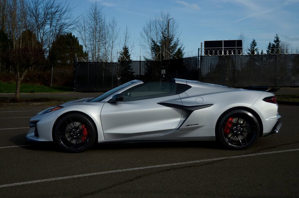 New 2026 Chevrolet Corvette Z06 w/ Battery Protection Package image 17