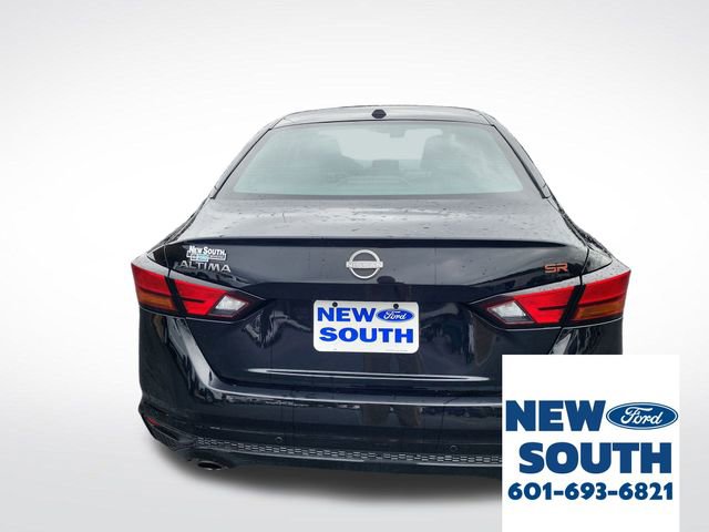 Used 2024 Nissan Altima 2.5 SR image 3