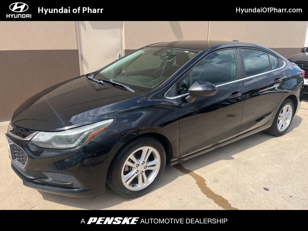 Used 2017 Chevrolet Cruze LT