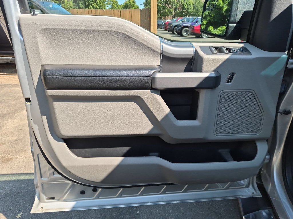 Used 2017 Ford F150 XLT w/ XTR Package AWD/4WD image 11