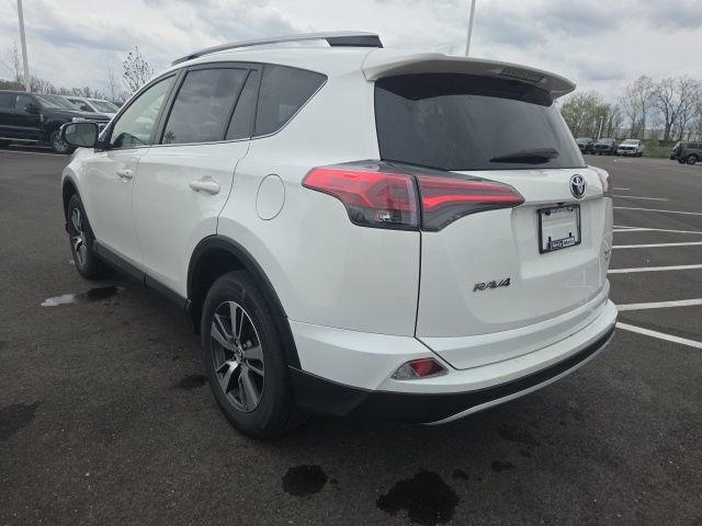 Used 2016 Toyota RAV4 XLE AWD/4WD image 14