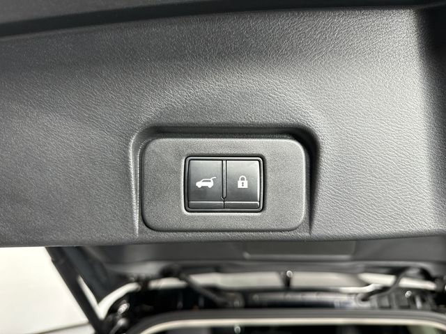 Used 2022 Nissan Rogue SL w/ SL Premium Package image 36