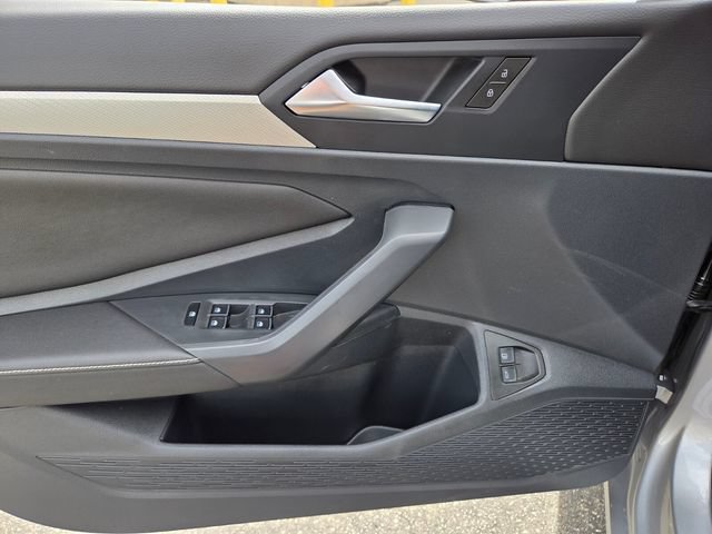 Certified 2024 Volkswagen Jetta Sport FWD image 18