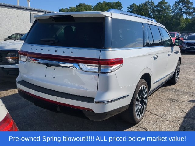 Used 2022 Lincoln Navigator L Black Label AWD/4WD image 3