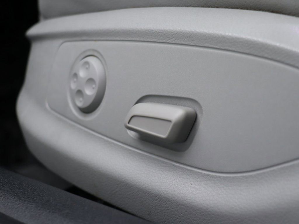 Used 2018 Audi A3 2.0T Premium Plus image 24