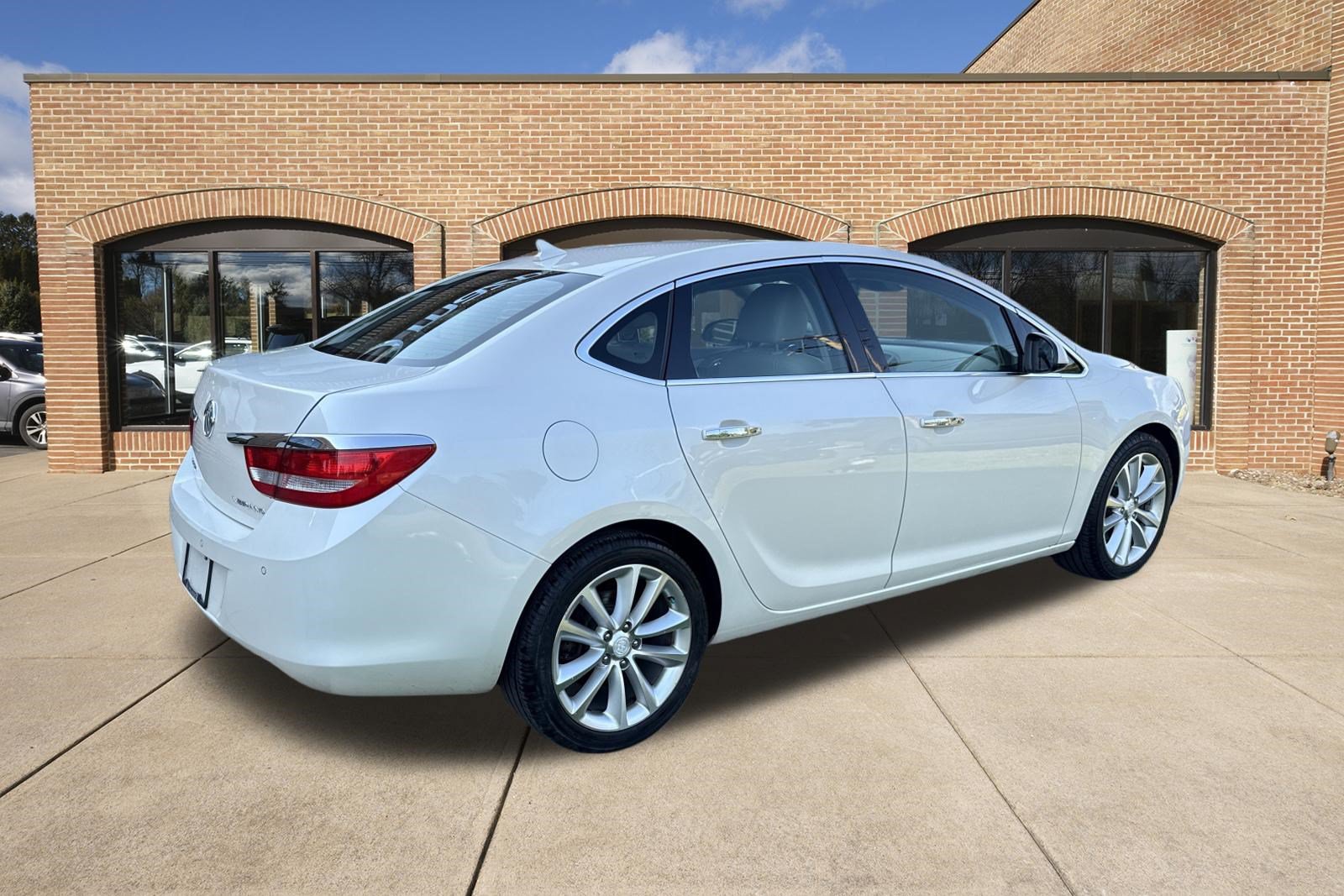 Used 2014 Buick Verano Leather FWD video 3