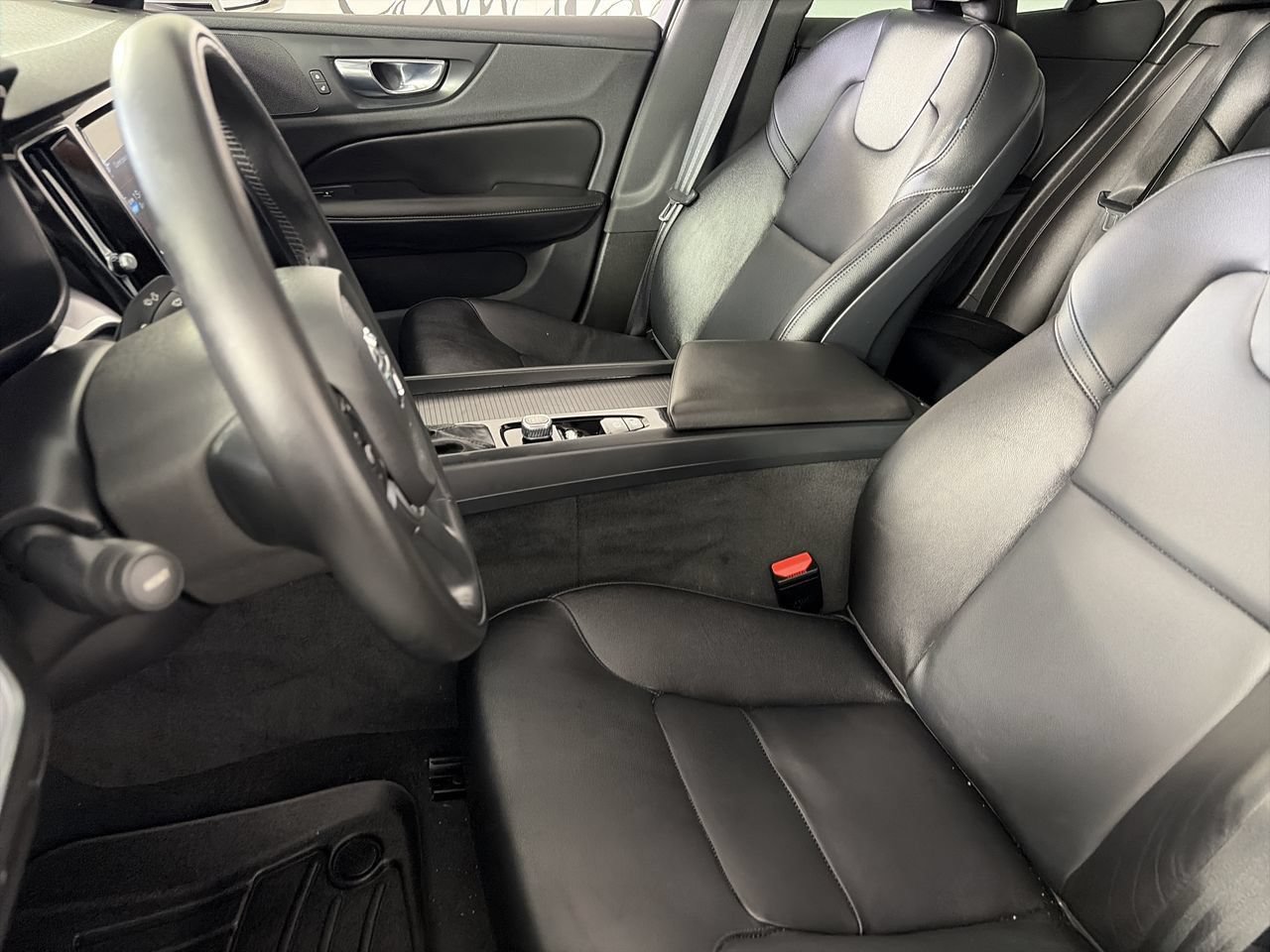 Used 2019 Volvo S60 T5 Momentum FWD image 20