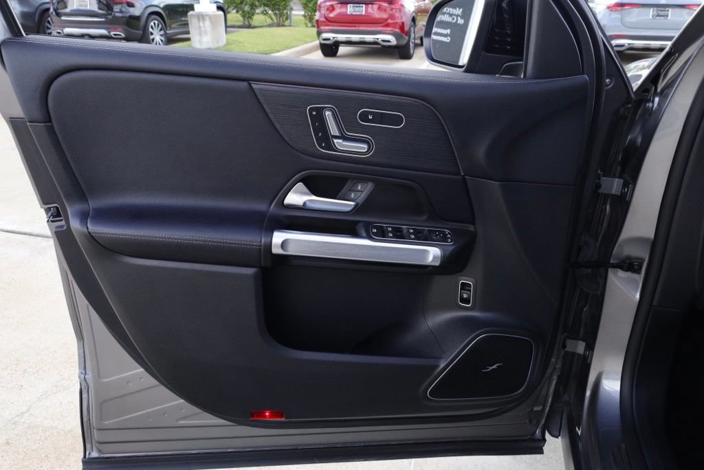 Certified 2023 Mercedes-Benz GLB 35 AMG 4MATIC image 27