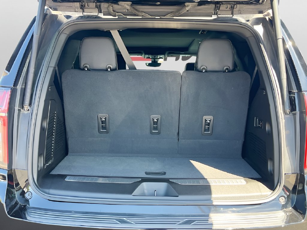 Used 2022 Chevrolet Tahoe High Country RWD image 27