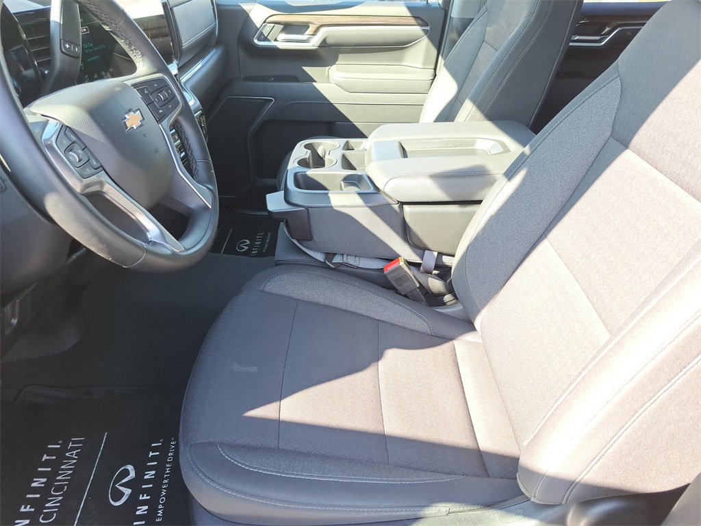 Used 2025 Chevrolet Silverado 1500 LT image 25