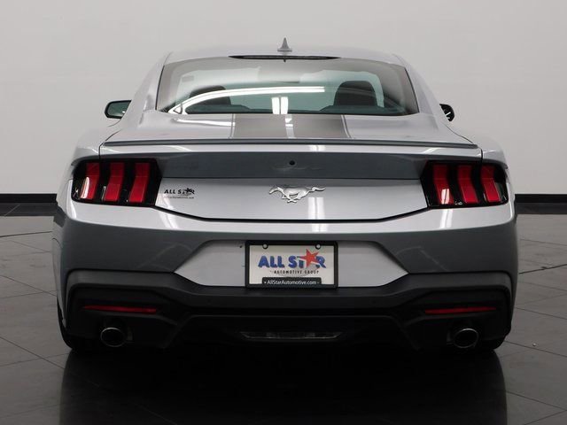 Used 2024 Ford Mustang Premium image 7