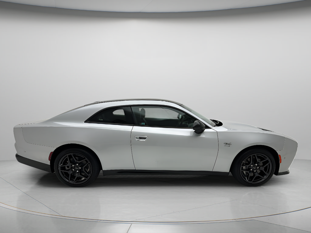 Used 2024 Dodge Charger Daytona R/T w/ Plus Group AWD/4WD image 6
