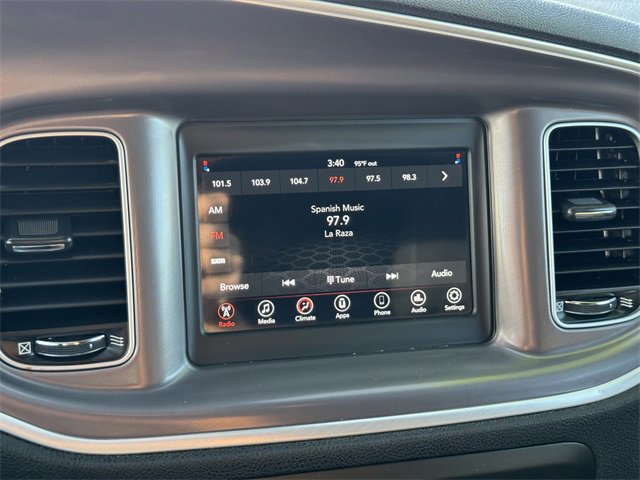 Used 2022 Dodge Charger SXT image 12