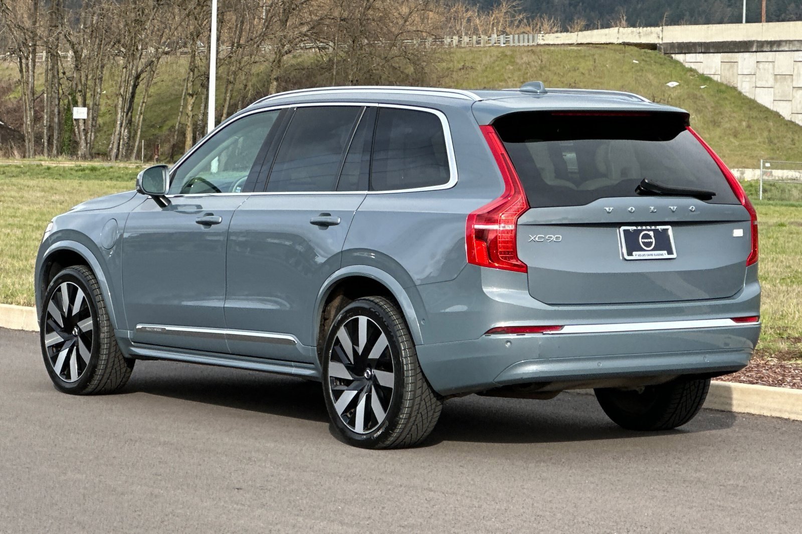 Used 2023 Volvo XC90 T8 Ultimate image 5