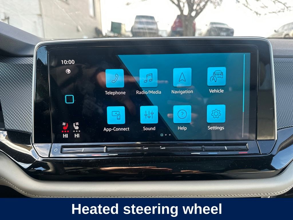 Used 2025 Volkswagen Atlas Cross Sport SEL Premium R-Line image 17