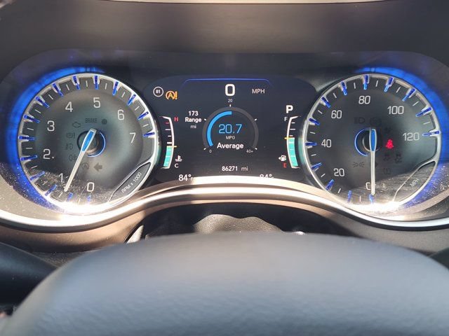 Used 2019 Chrysler Pacifica Touring-L w/ Advanced Safetytec Group FWD image 20