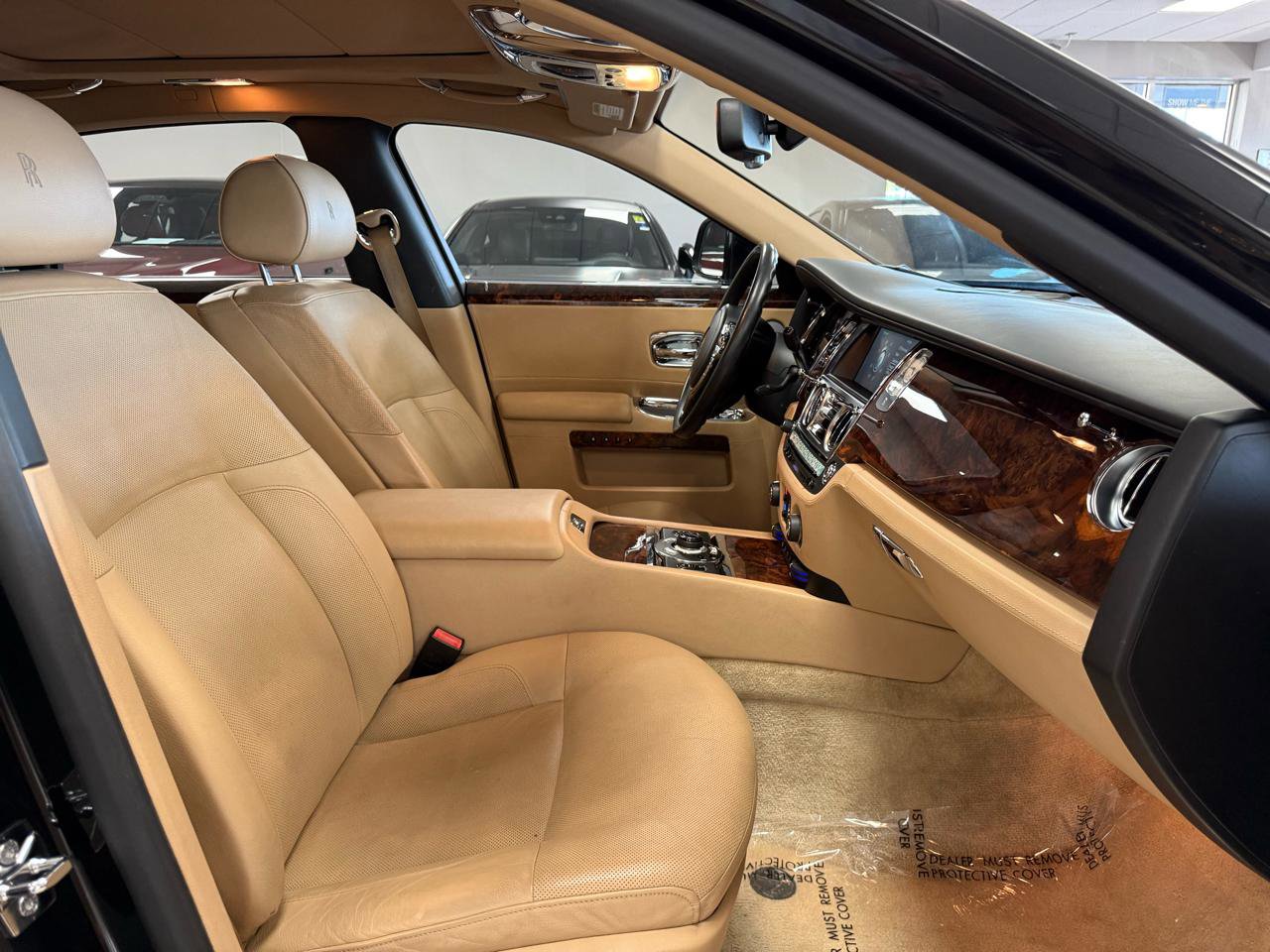 Used 2013 Rolls-Royce Ghost image 17