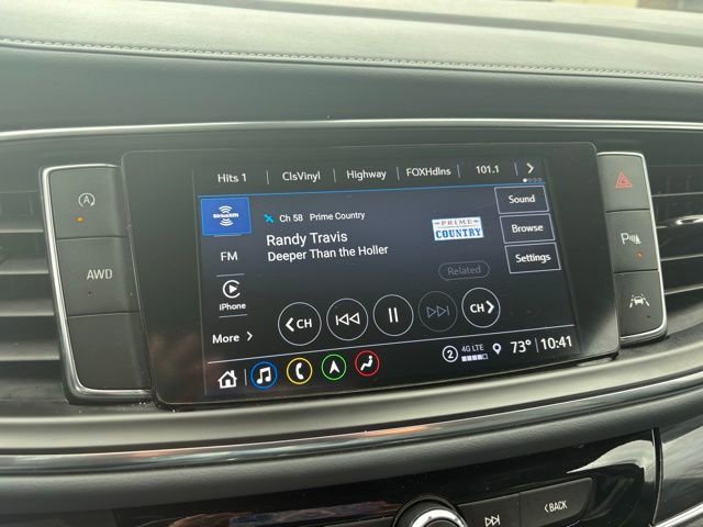 Used 2024 Buick Enclave Premium image 26