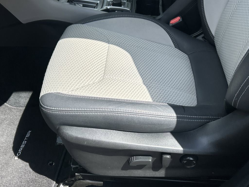 Used 2021 Subaru Forester Premium image 20