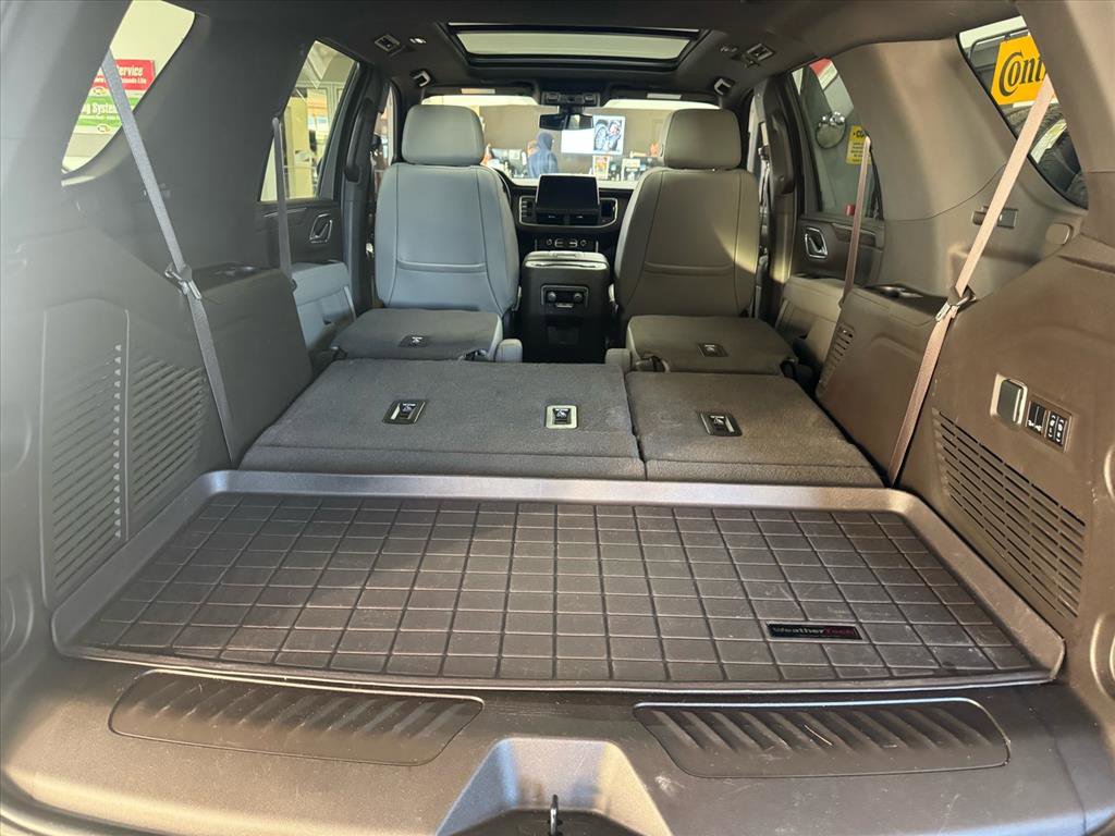 Used 2022 Chevrolet Tahoe LT w/ LT Signature Plus Package image 9