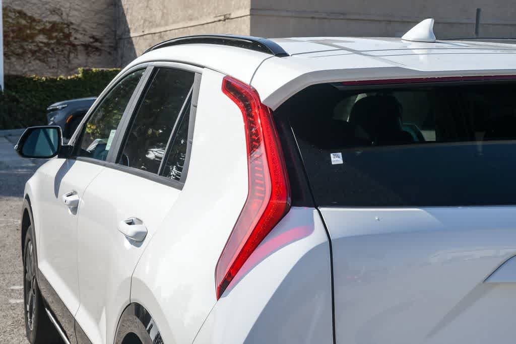 Used 2024 Kia Niro Wind FWD image 10