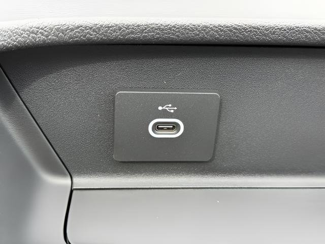 New 2026 Ford Transit 250 148 Medium Roof Extended AWD w/ Exterior Upgrade Package image 12