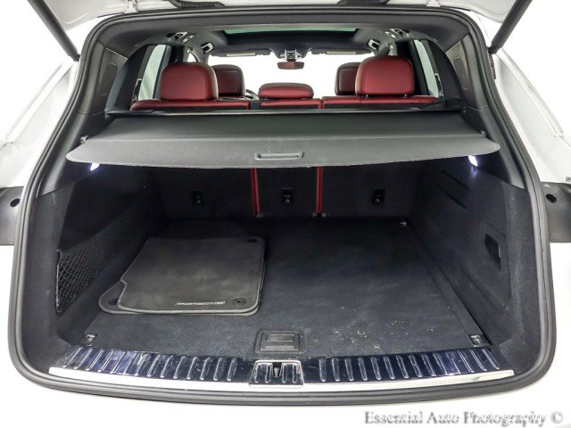 Used 2019 Porsche Cayenne AWD/4WD image 28