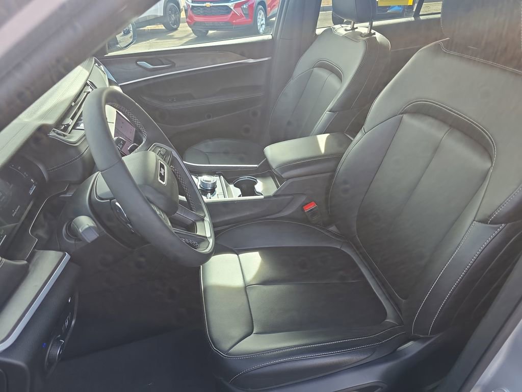 Used 2025 Jeep Grand Cherokee Limited 4xe w/ Trailer Tow Package image 41