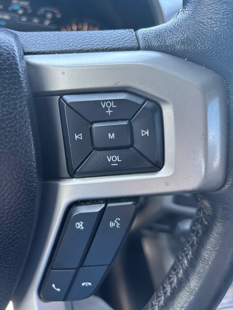 Used 2019 Ford F150 Lariat w/ Equipment Group 502A Luxury AWD/4WD image 19