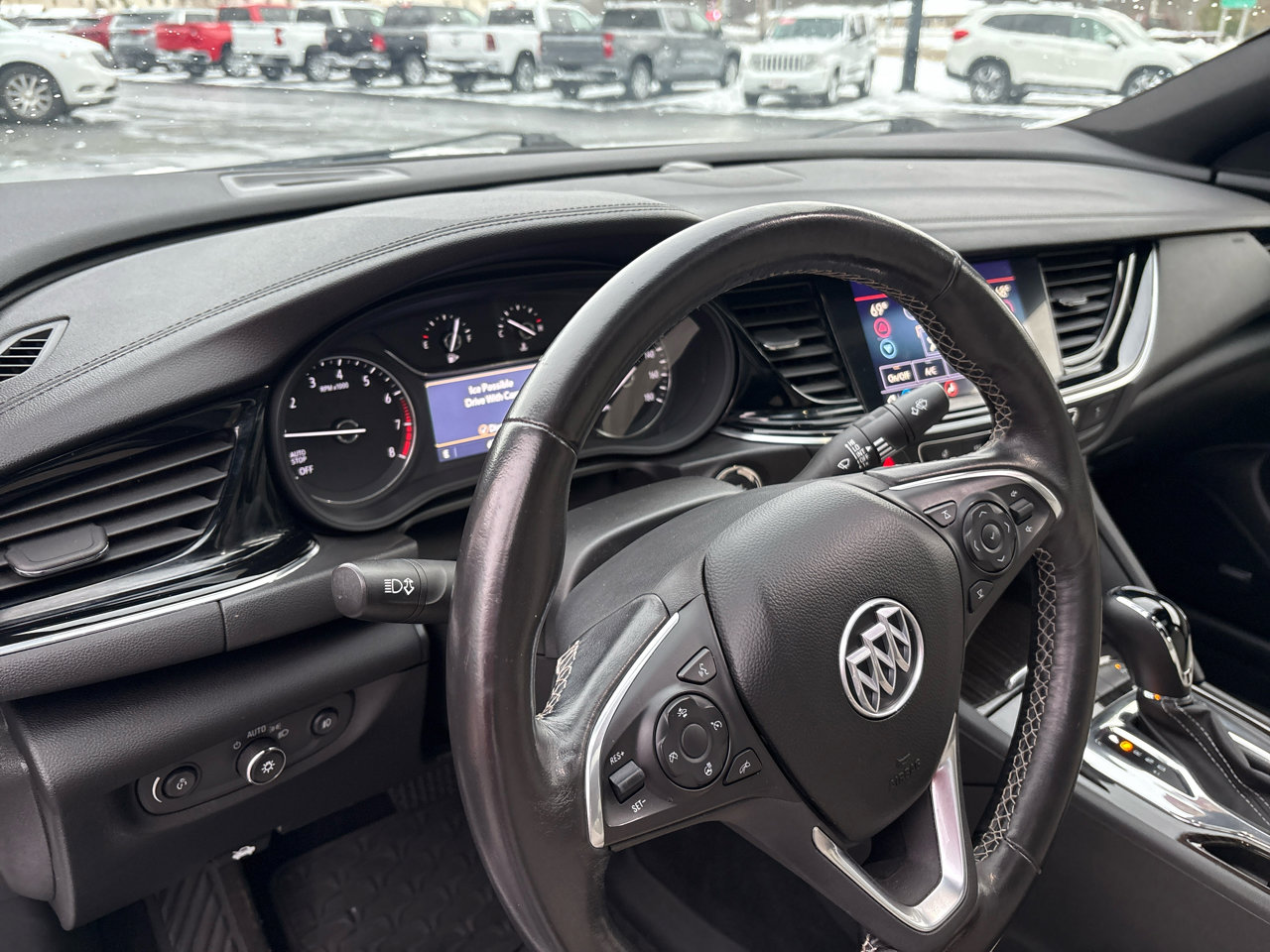 Used 2019 Buick Regal Avenir w/ Driver Confidence Package II image 7