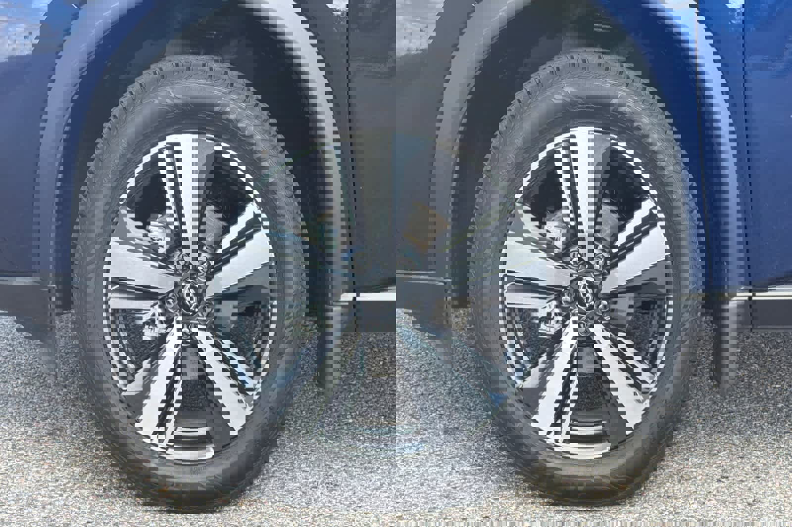 Used 2024 Nissan Rogue SL w/ SL Premium Package AWD/4WD image 27