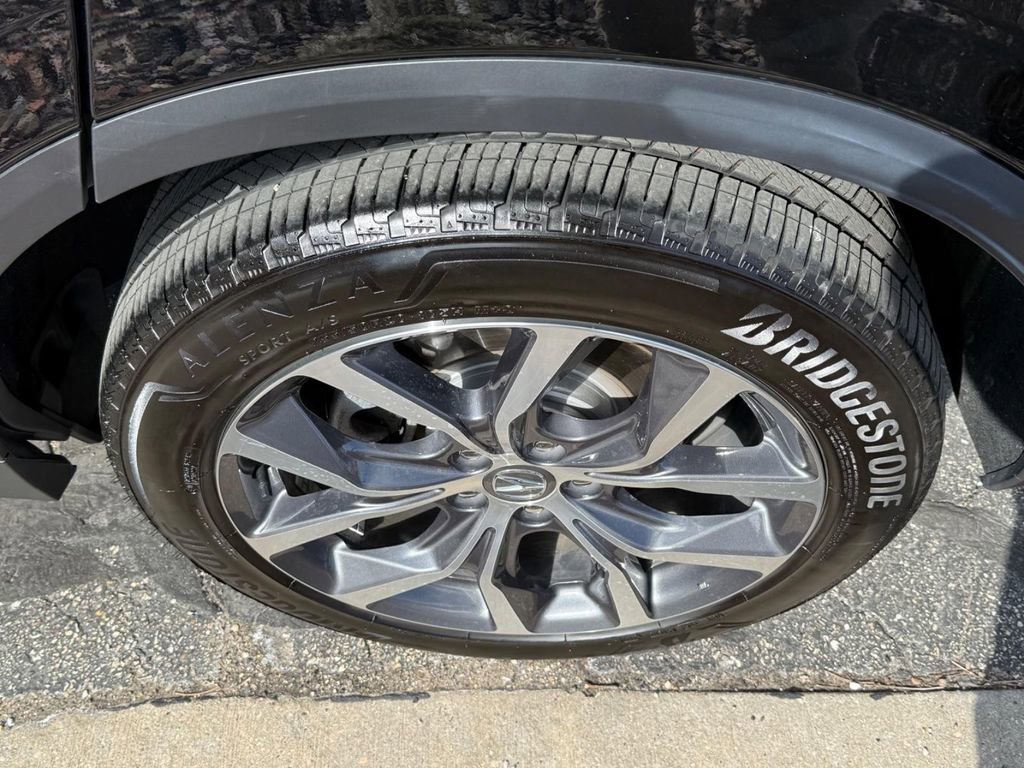 Certified 2024 Acura MDX SH-AWD w/ Technology Package image 7