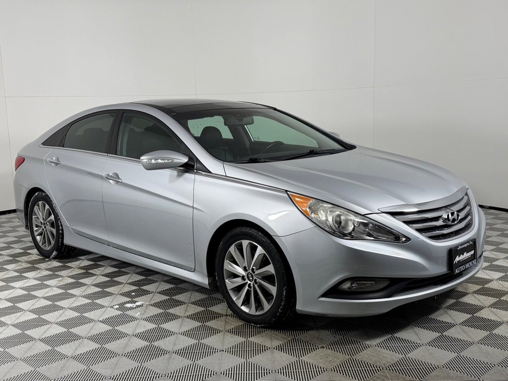 Used 2014 Hyundai Sonata Limited w/ Technology Package 05 image 3