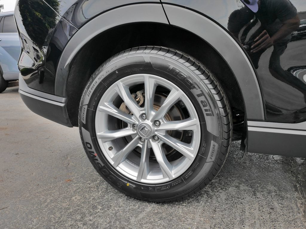 Used 2025 Honda CR-V EX image 9