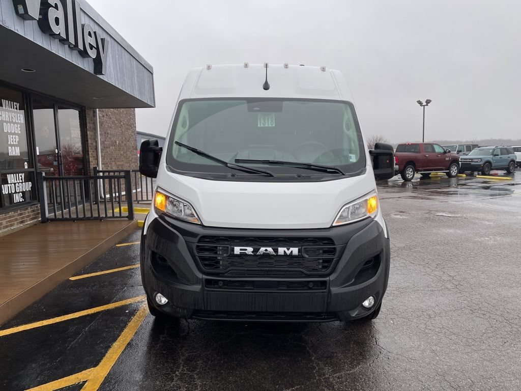 New 2025 RAM ProMaster 2500 w/ Premium Convenience Group FWD image 2